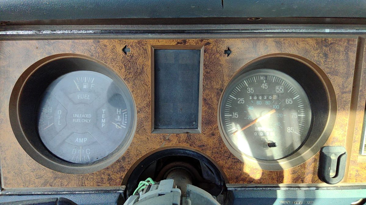 1983-1988 Ford Ranger Speedometer Cluster Instrument Gauges Panel Oem Dash