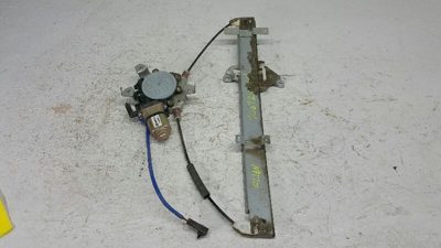 2002 Xterra Front Door Regulator