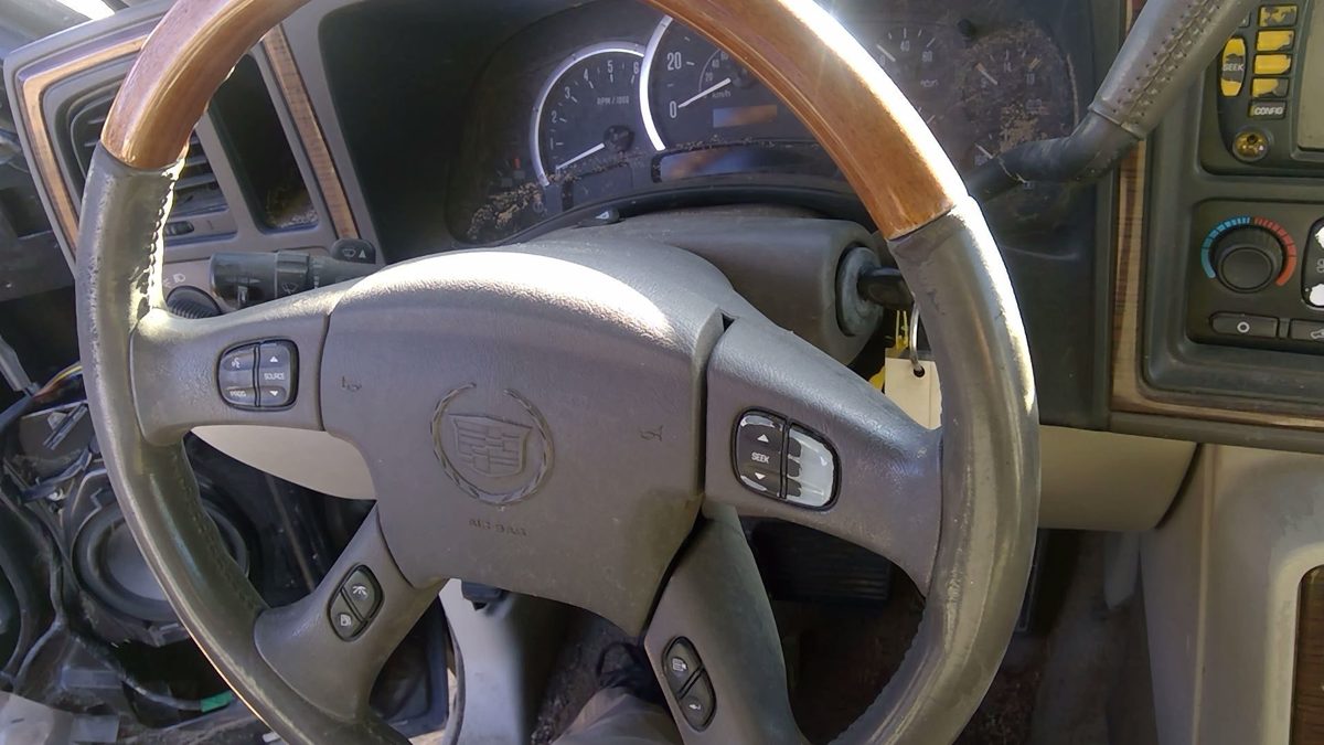 2003 Cadillac Escalade Steering Wheel