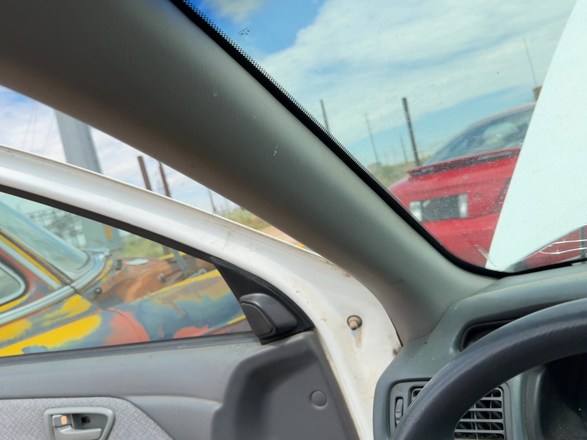 2000 Toyota Camry A-panel Trim