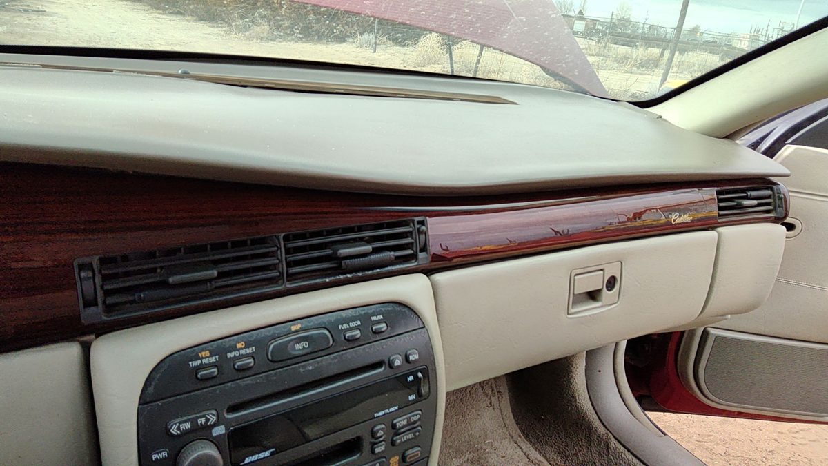 96-02 Eldorado Center Dash Heater Vent Assembly Ac Woodgrain Passenger Trim