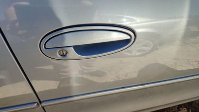 1998-02 Oldsmobile Intrigue Passenger Right Front Outside Door Handle Silver 17U