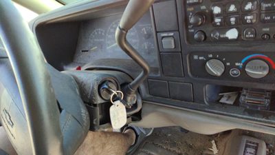 1995-1996 Chevy Silverado 1500 Steering Column Assembly Oem 26055129