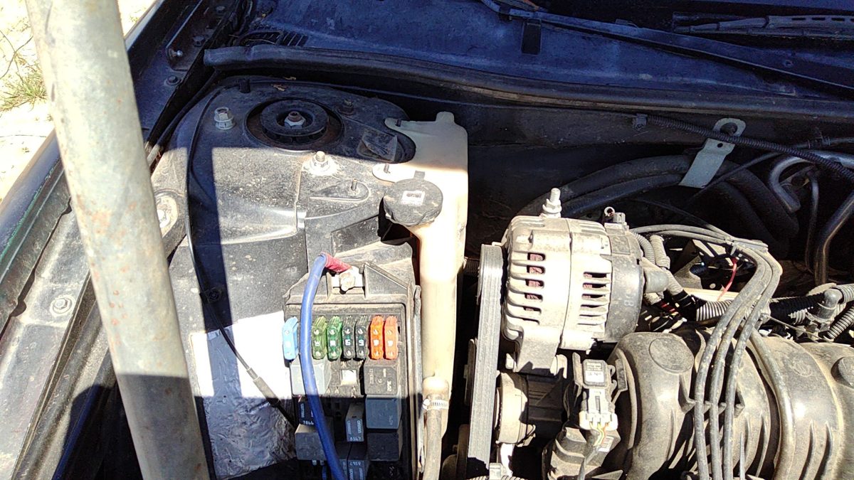 2001-2004 Buick Regal Coolant Reservoir Radiator Overflow Tank Bottle Oem