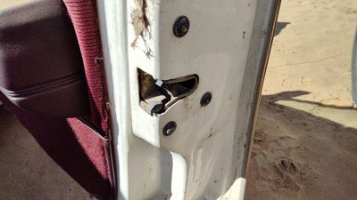 1987 Olds Ciera Passenger Right Front Door Latch With Rods/Cables Oem