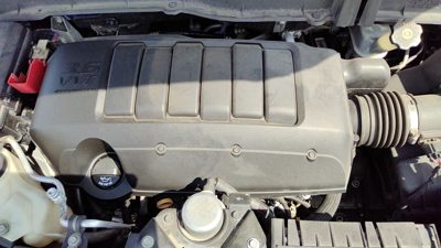 2009 2010 2011 Chevy Traverse Engine Cover Top Plastic Shield Oem 3.6l 12608392