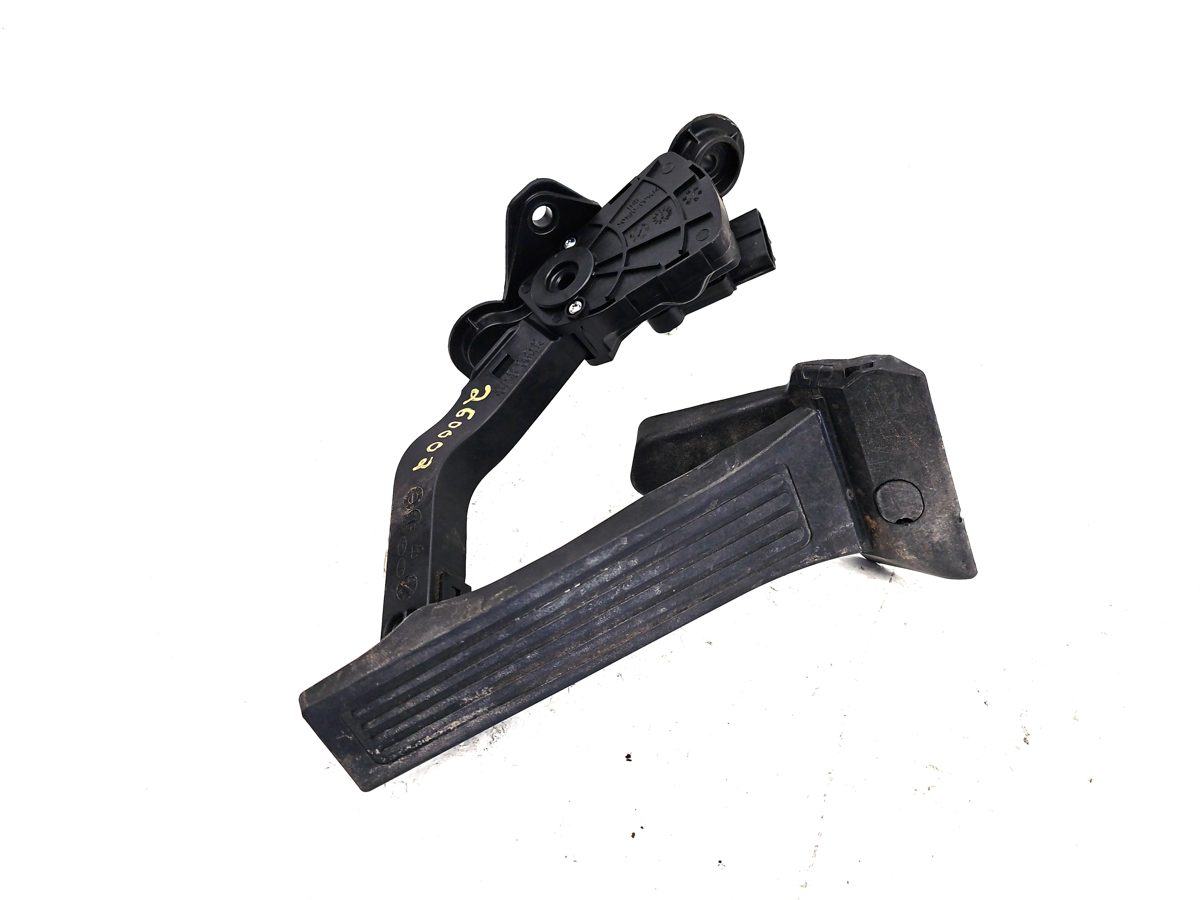 2017 Kia Soul Gas Accelerator Pedal Assembly Oem 35190-2Gdc0
