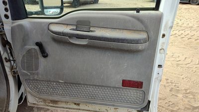 99-01 F250 Super Duty Passenger Right Front Door Trim Panel With Switches Gray