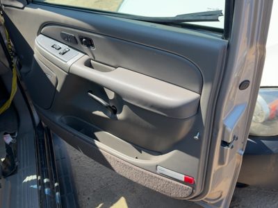2005 Suburban 1500 Front Door Trim Panel