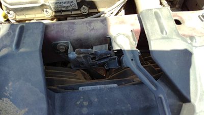 2005-2007 Chrysler Town Country Hood Latch Assembly With Bracket Oem 04860439Ac
