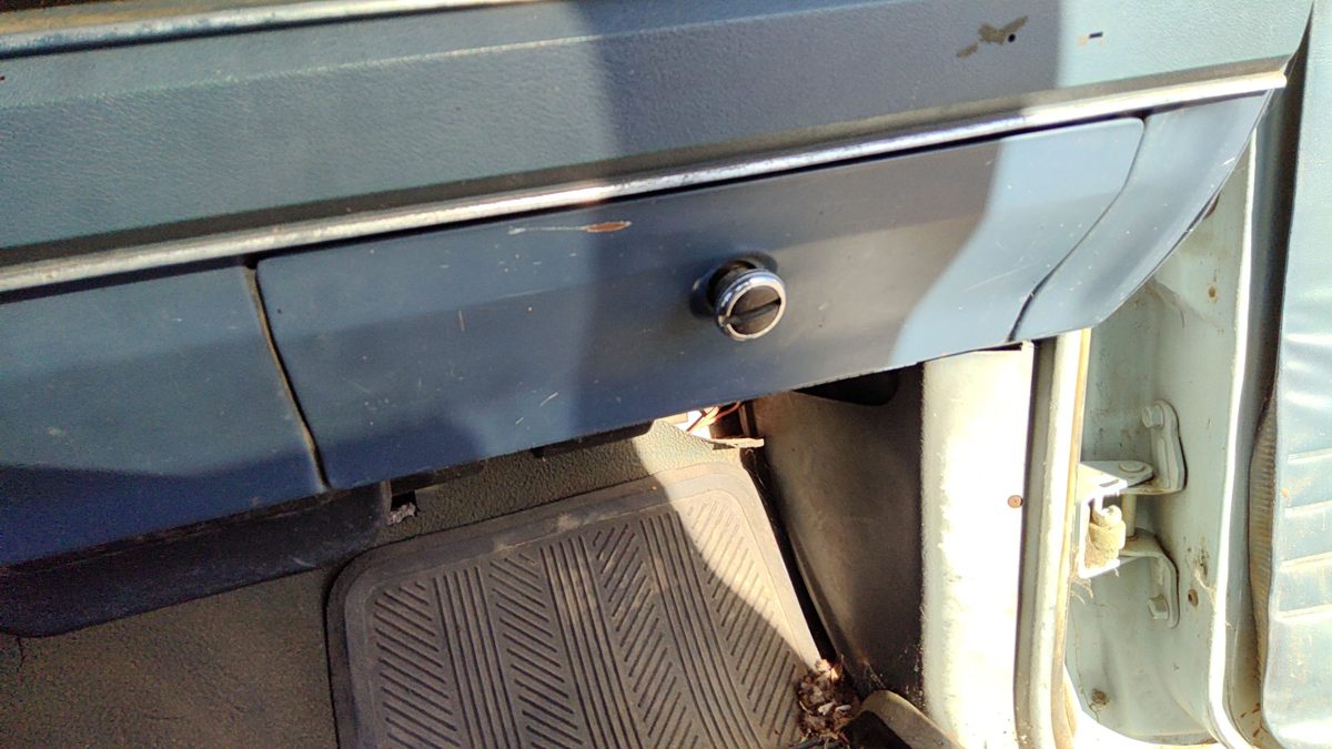1986 Ford Ranger Glove Box Assembly Complete Door With Latch Oem Blue