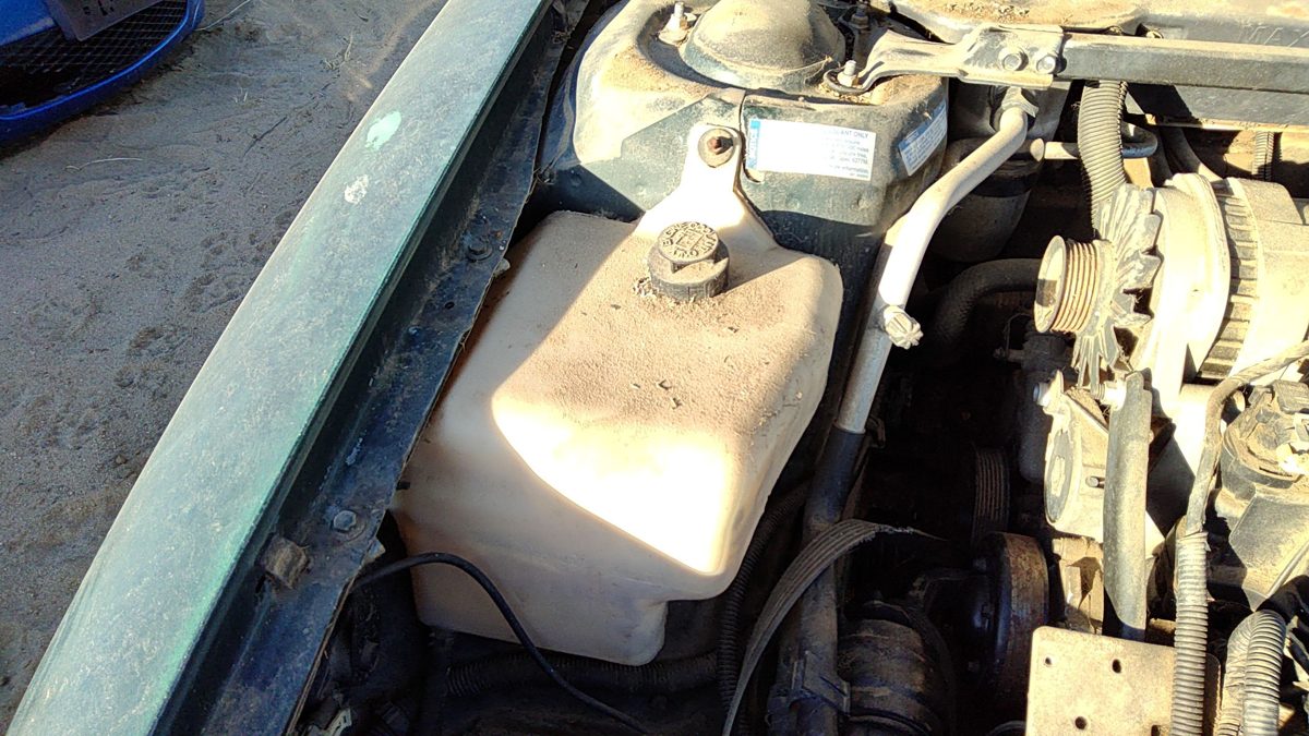 1992-1999 Olds 88 Coolant Reservoir Radiator Overflow Tank Bottle Oem
