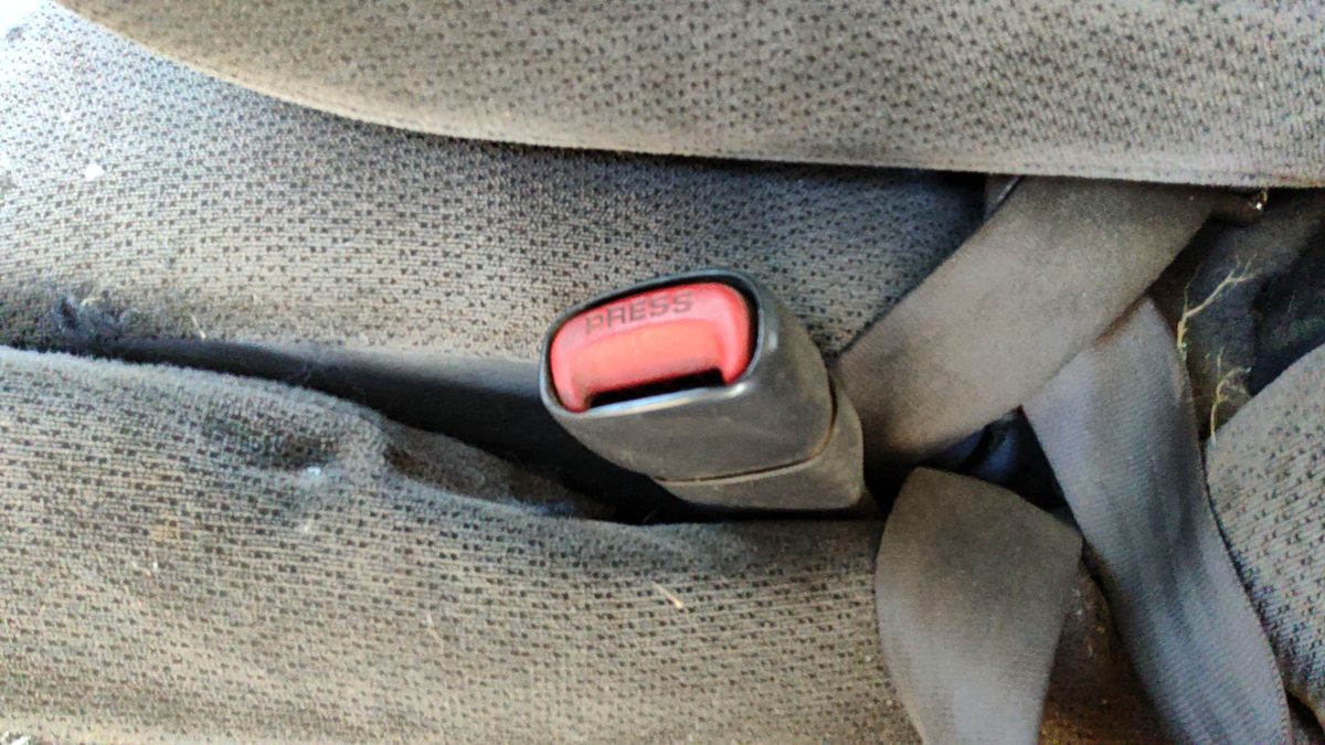 2000 Dodge Dakota Driver Left Front Seat Belt Buckle Receiver Oem 5Gk301azac