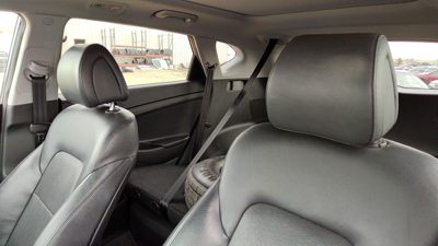 16-18 Hyundai Tucson Pair Of Headrests Oem Left Right Set Seat 88700D3020ttr