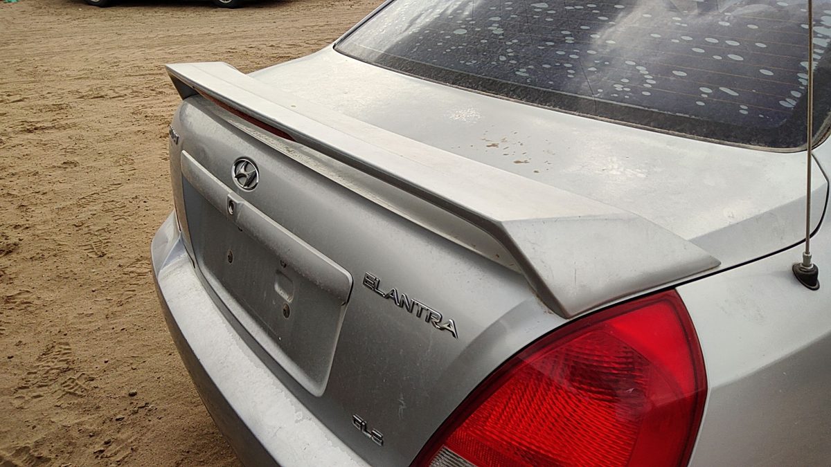 2001-2003 Hyundai Elantra Rear Spoiler Back Wing Oem Silver 87512D000