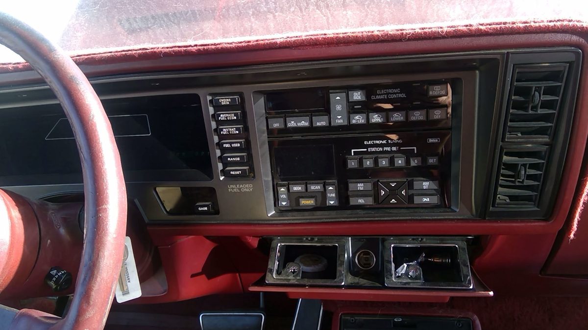 1986-1989 Olds Toronado Trofeo Trim Bezel Around Spedometer Dash Surround Panel