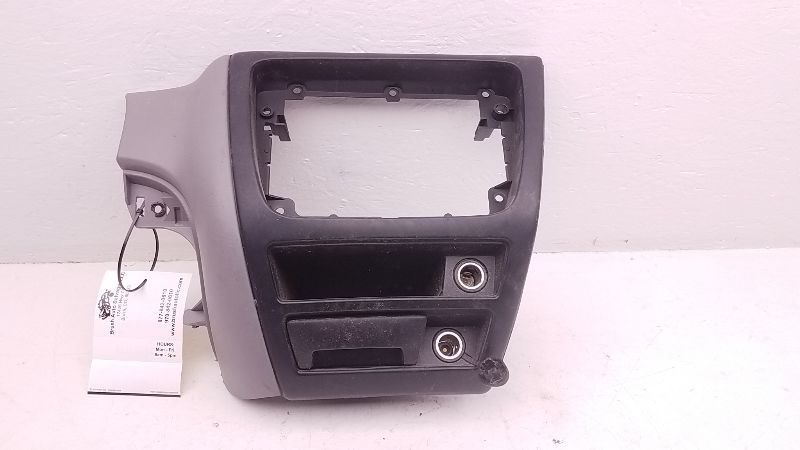 2002 Ford Taurus Radio Trim Surround Dash Bezel Oem