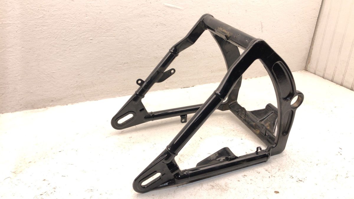 2000 Harley Davidson 2000 And Later Soft Tail Oem Black Rear Swing Arm 4842300