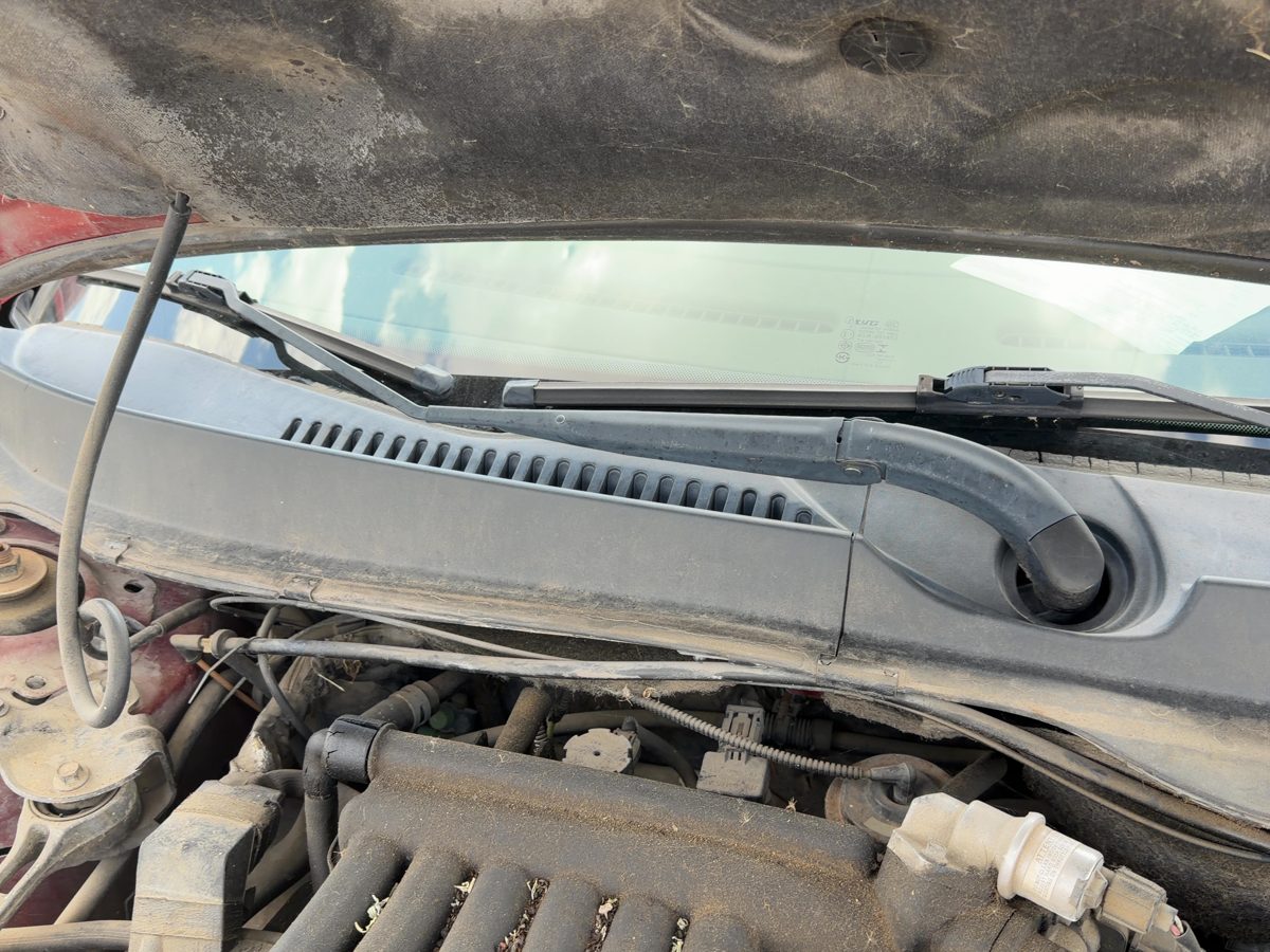 1996-2007 Ford Taurus Passenger Right Windshield Wiper Arm Oem Blade Lever