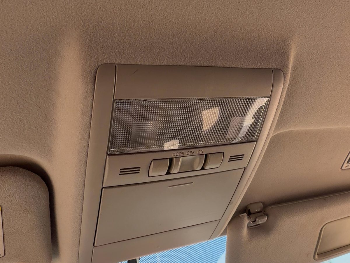 2008 Toyota Prius Front Console