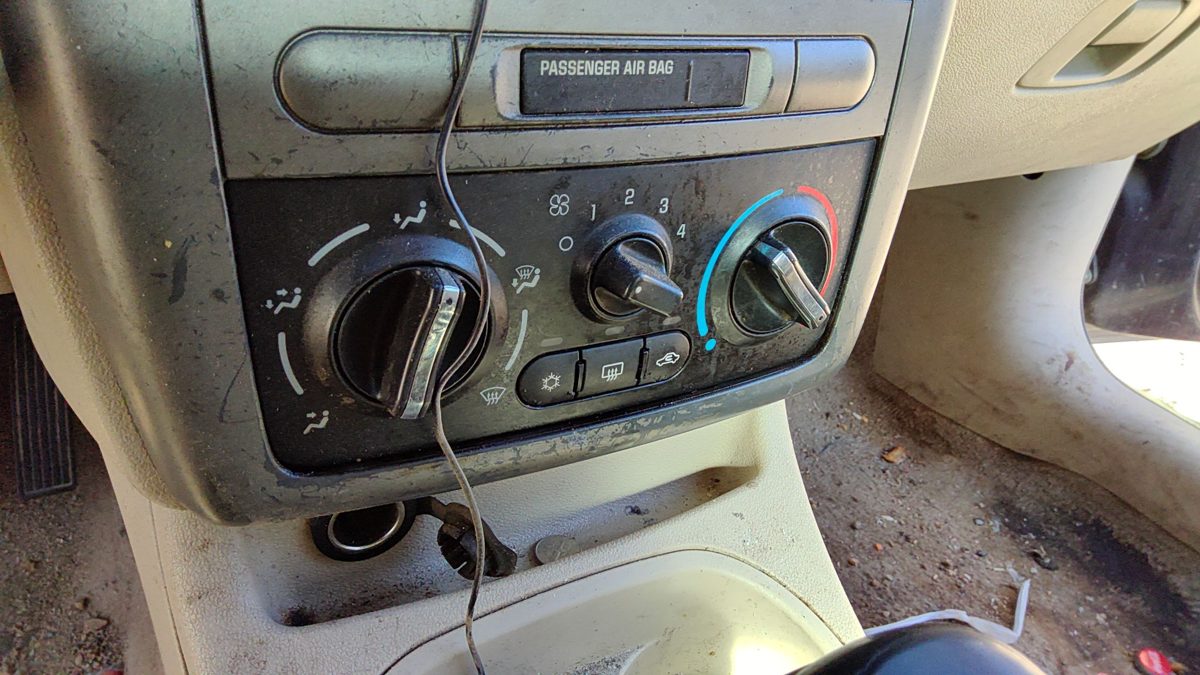 2005-2010 Chevy Cobalt Temperature Control Module In Dash Heater Ac Head Unit