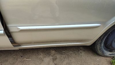 00-01 Nissan Maxima Driver Left Rear Moulding From Door Oem Back Trim Strip Gold