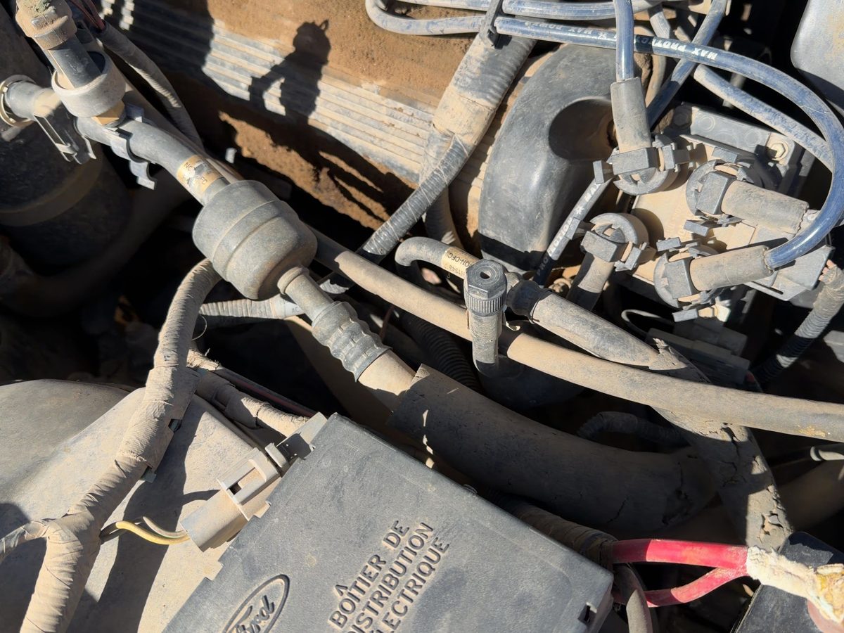 1994-2002 Lincoln Town Car Passenger Right Exhaust Manifold Assembly Oem 4.6L