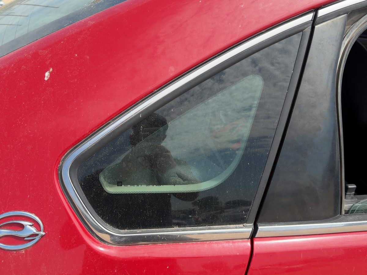2006-2013 Chevy Impala Passenger Right Rear Quarter Glass Back Side Window Oem