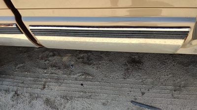 1997 Silverado 2500 Passenger Right Rear Moulding On Cab Panel Oem