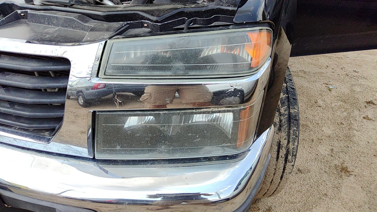 2004-2012 Gmc Canyon Driver Left Head Light Oem Front Lamp 20766569