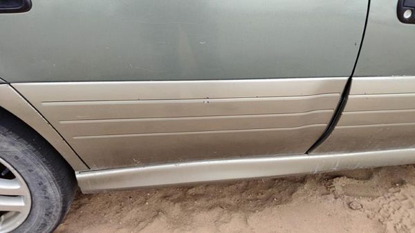 00-04 Legacy Outback Passenger Right Rear Moulding From Door Oem Back Trim Strip — photo 1