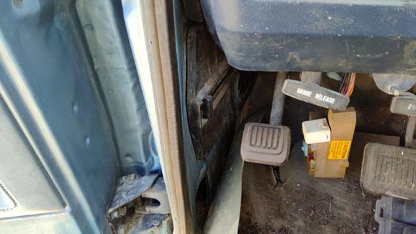1986 Dodge Ram W150 Driver Left Lower Kick Trim Panel Oem Blue — photo 1