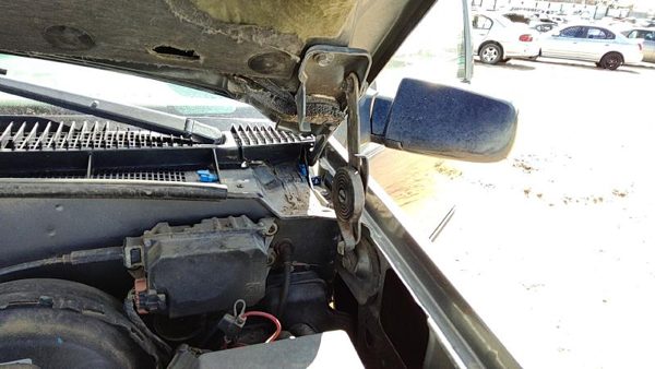 88-00 Chevy Suburban Driver Left Hood Hinge Assembly Oem Pewter 11L — photo 1