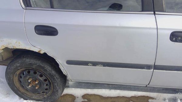 1998 Honda Civic Rear Door RH Silver — photo 1