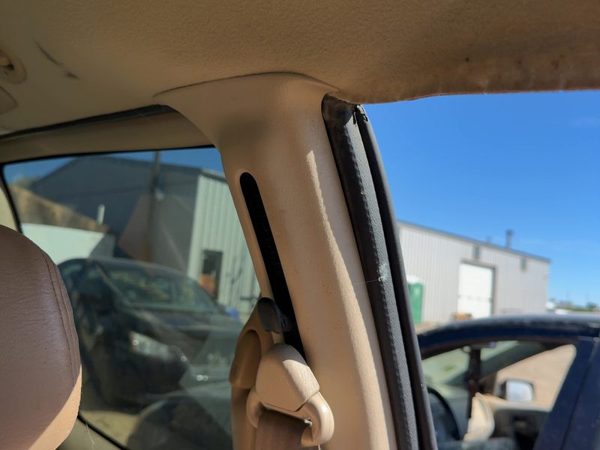 1996 Chrysler Town & Country Driver Left B-Pillar Trim Panel Oem Tan — photo 1