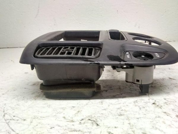 02 Ford Escape Instrument Face Plate 2002 Dash Bezel Radio Trim Surround Panel — photo 4