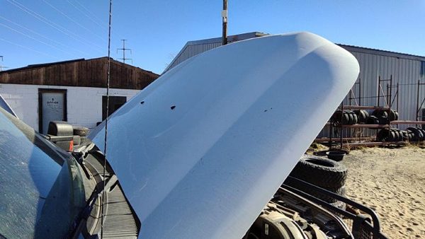 2015 Ford F250 Hood White Z1 Hail — photo 2