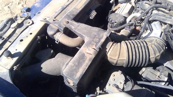 91-93 Park Ave Complete Air Intake Filter Box Housing Wth Tube 3.8L Supercharged — photo 5