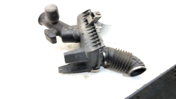 91-93 Park Ave Complete Air Intake Filter Box Housing Wth Tube 3.8L Supercharged — photo 12