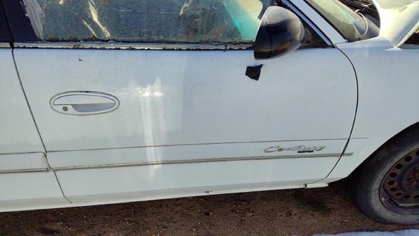 1998 Buick Century Front Door RH White — photo 4