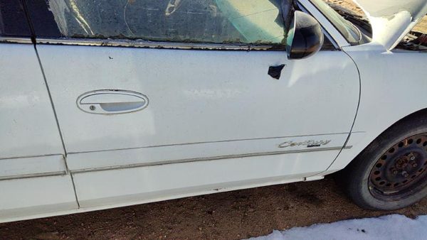 1998 Buick Century Front Door RH White — photo 5