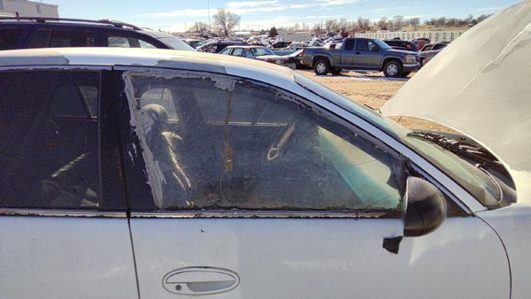 1998 Buick Century Front Door RH White — photo 6
