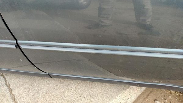 99-04 Chrysler 300M Driver Left Rear Moulding From Door Back Trim Strip Blue Pbq — photo 4