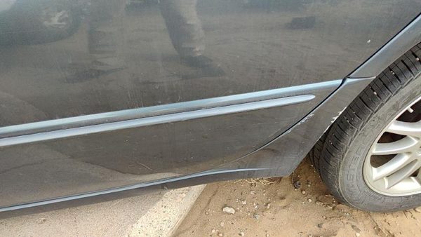 99-04 Chrysler 300M Driver Left Rear Moulding From Door Back Trim Strip Blue Pbq — photo 2
