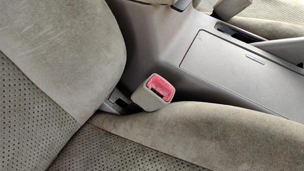 2006 Nissan Altima Passenger Right Front Seat Belt Buckle Receiver OEM Blond C — photo 3