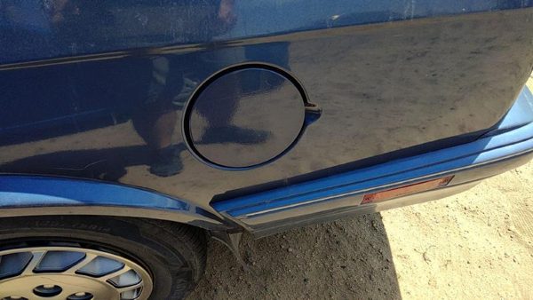82-96 Olds Cutlass Ciera Fuel Tank Door With Hinge Gas Lid Oem Filler Blue — photo 1