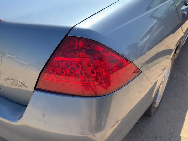 2006-2007 Honda Accord Passenger Right Tail Light Brake Lamp Oem Rear Sedan — photo 2
