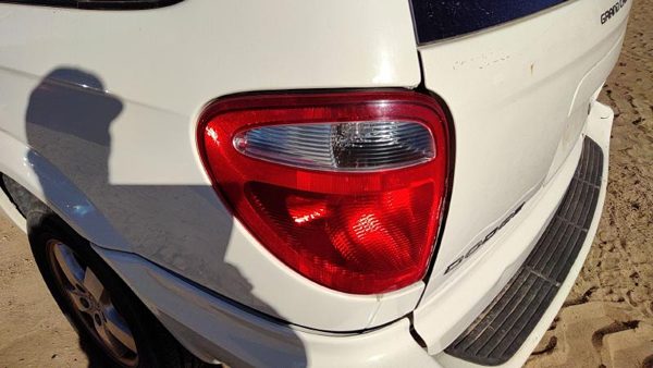 2004-2007 Dodge Caravan Driver Left Tail Light Brake Lamp Oem Rear 68241335Aa — photo 3