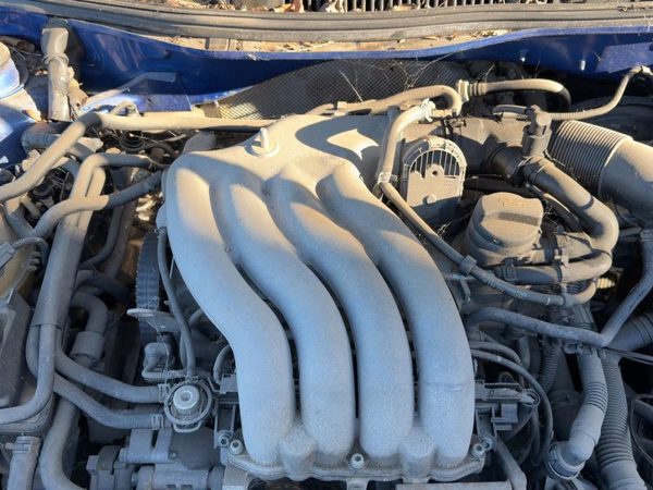 2001-2005 Vw Jetta Upper Intake Manifold Oem 2.0L 06A133203Cf — photo 4