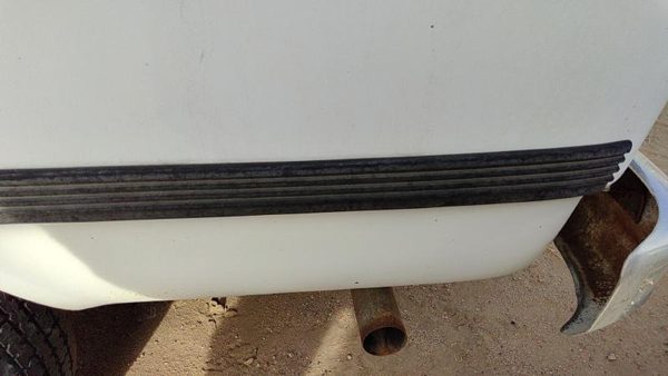 1992-1996 Gmc Van 3500 Driver Left Rear Moulding On Quarter Panel Oem — photo 4